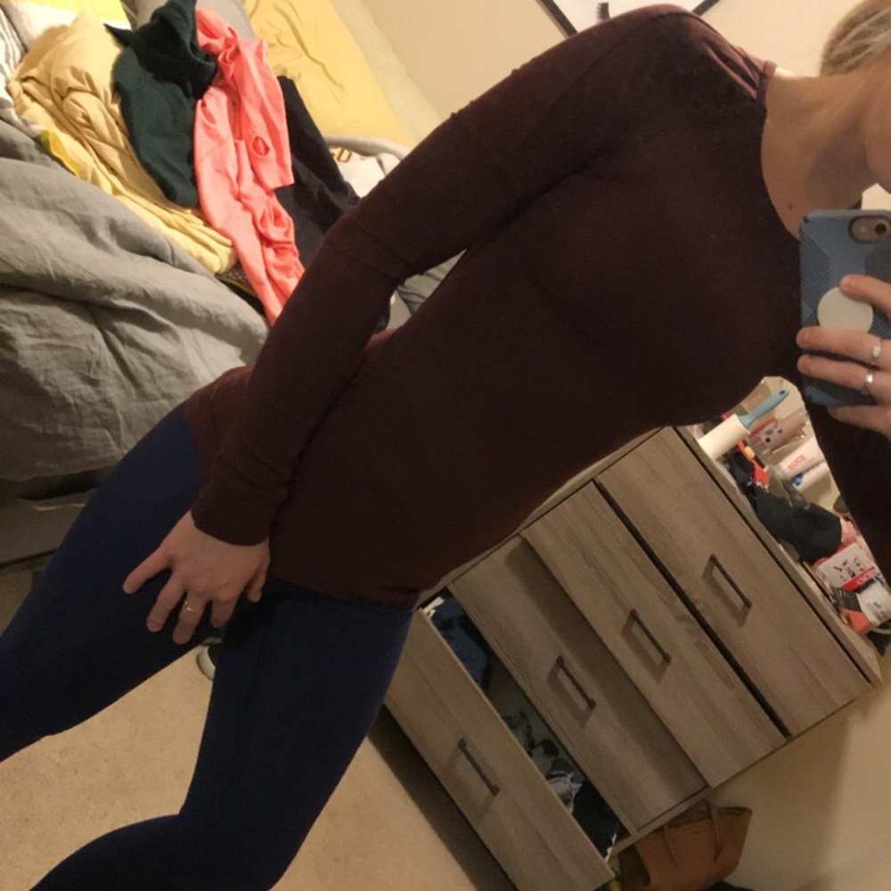 Lululemon running top